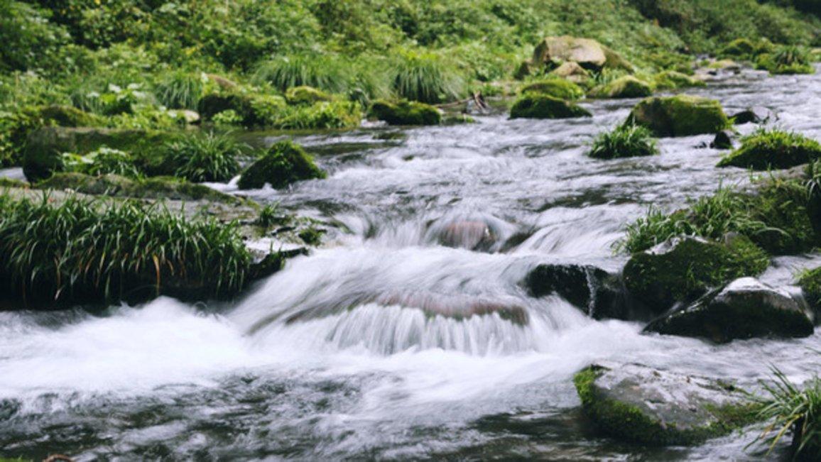 英语lakes falls怎么翻译？游戏画面